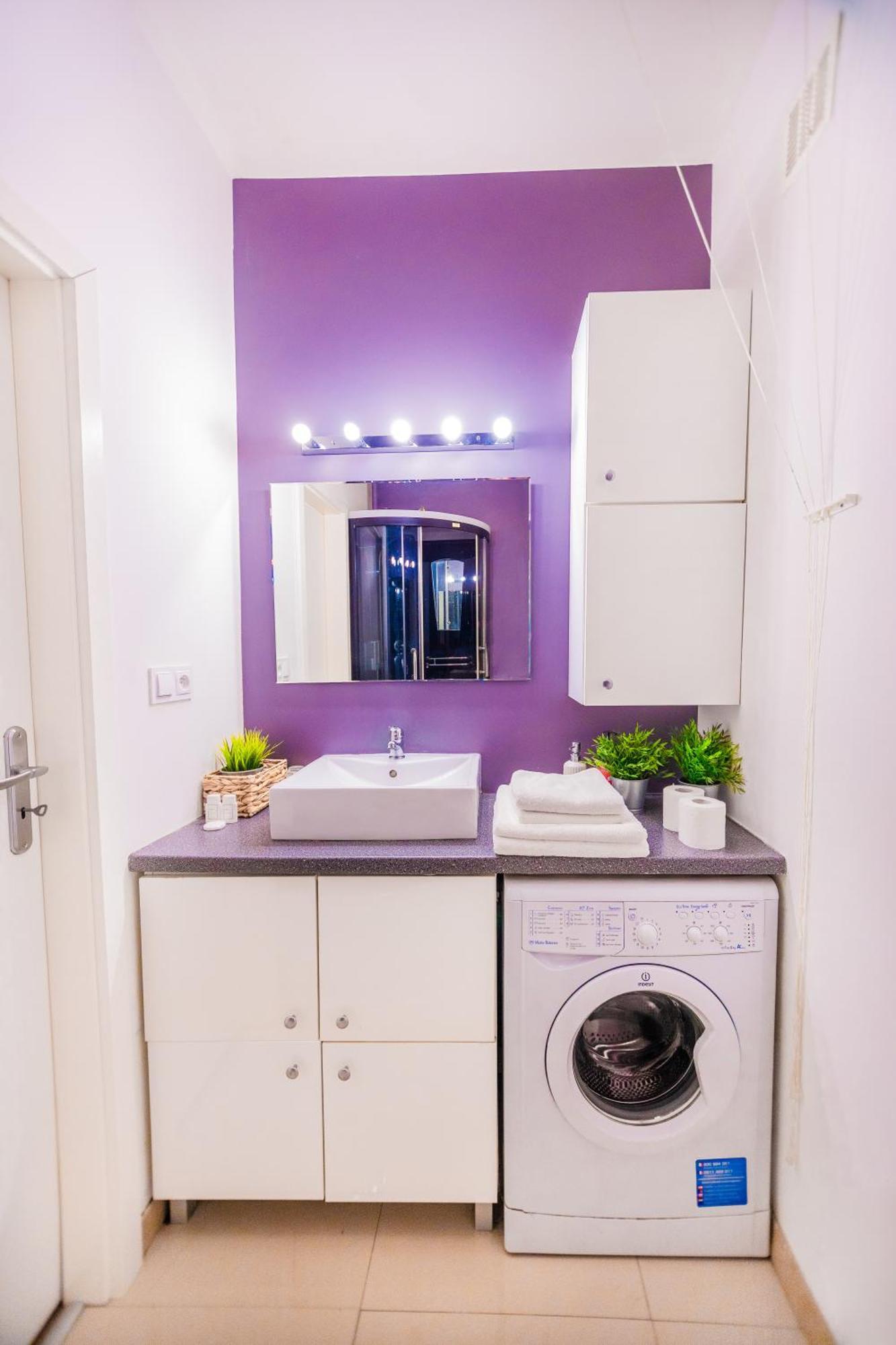 ורשה Cozy Studio Next To The Metro And City Center מראה חיצוני תמונה