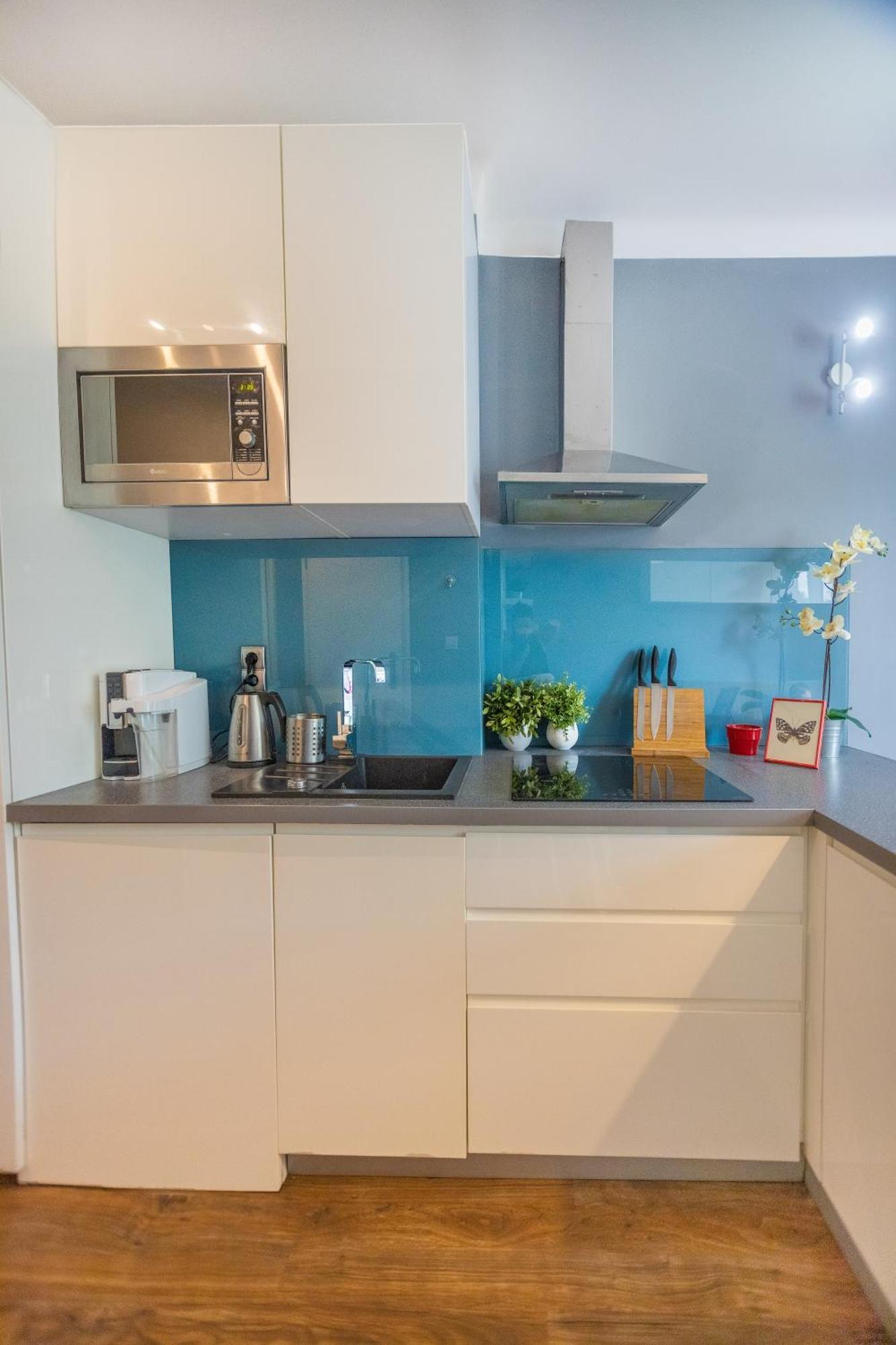 ורשה Cozy Studio Next To The Metro And City Center מראה חיצוני תמונה